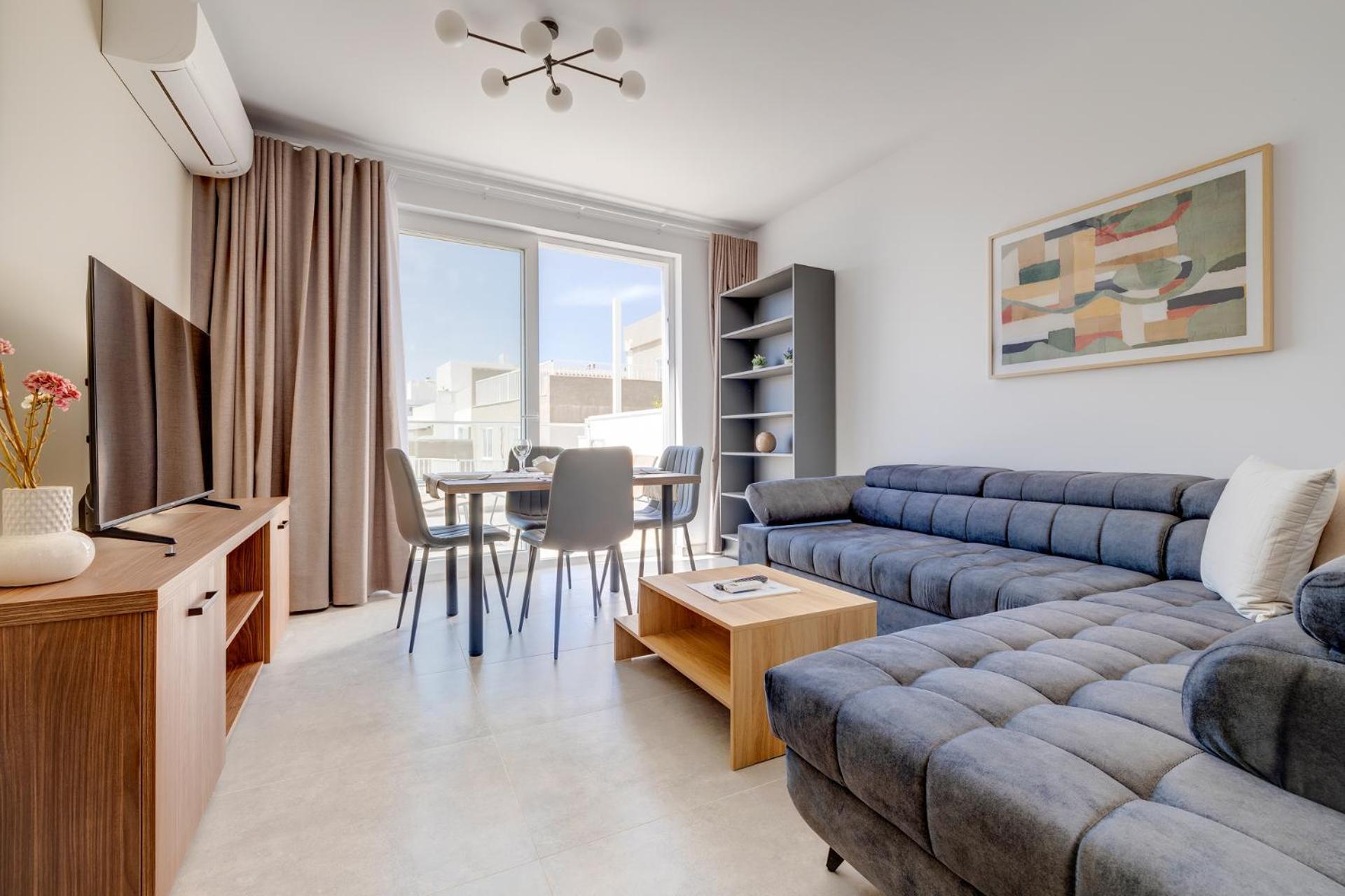 Stylish Penthouse Rooftop Hot Tub Harbour Views *