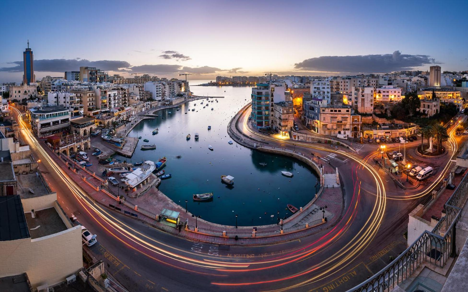 Stylish Penthouse Rooftop Hot Tub Harbour Views Apartment Sliema
